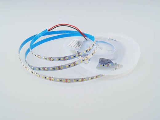 Світлодіодна LED стрічка 12v 2835 120led/m ip20 білий Преміум фото